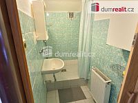 RD 5+1 s garáží, bazénem, studnou a zahradou - 26