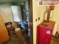 RD 5+1 s garáží, bazénem, studnou a zahradou - 28