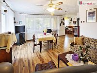 RD 5+1 s garáží, bazénem, studnou a zahradou - 4