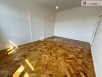 Pronájem bytu 2+1 78 m2 P5 Smíchov nezařízený po rekonstrukci cihla - 3