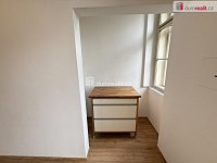 Pronájem bytu 2+1 78 m2 P5 Smíchov nezařízený po rekonstrukci cihla - 4