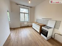 Pronájem bytu 2+1 78 m2 P5 Smíchov nezařízený po rekonstrukci cihla - 5