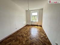 Pronájem bytu 2+1 78 m2 P5 Smíchov nezařízený po rekonstrukci cihla - 6