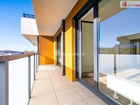 K pronájmu, NOVÝ moderní byt 2+kk se šatnou, terasou a garážovým stáním, ul. K Šindlovým Dvorům č.p. 2936/2, České Budějovice - 14