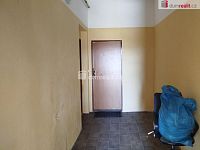 Pronájem bytu 1+1 v Karlových Varech, Javorová - 12