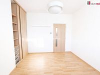 Pronájem zrekonstruovaného bytu v lukrativní části Ústí nad Labem v ulici Malátova - 3