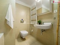 Pronájem bytu 1+kk 37 m2 P5 Jinonice balkon sklep nezařízený - 11