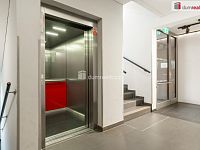 Pronájem bytu 1+kk 37 m2 P5 Jinonice balkon sklep nezařízený - 17