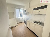 Pronájem bytu 2+1 60 m2 P5 Radotín po rekonstrukci neprůchozí cihla zahrada