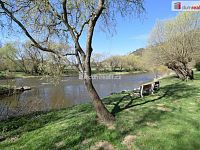 Stavební pozemek pro RD, ul. Nad Splavem, Nespeky, 2256m² - 9