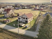 Prodej stavebních pozemků o výměře 4.038 m2 s rozestavěným RD o zast.pl. 174 m2 v obci Buková u Příbramě