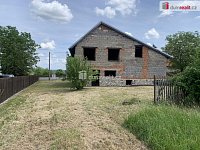 Prodej stavebních pozemků o výměře 4.038 m2 s rozestavěným RD o zast.pl. 174 m2 v obci Buková u Příbramě - 6
