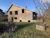 Prodej stavebních pozemků o výměře 4.038 m2 s rozestavěným RD o zast.pl. 174 m2 v obci Buková u Příbramě - 8