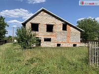 Prodej stavebních pozemků o výměře 4.038 m2 s rozestavěným RD o zast.pl. 174 m2 v obci Buková u Příbramě - 8