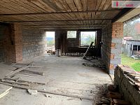 Prodej stavebních pozemků o výměře 4.038 m2 s rozestavěným RD o zast.pl. 174 m2 v obci Buková u Příbramě - 9