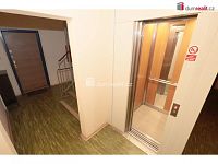 Světlý byt 2kk + balkon, 35 m2 + 3,8 m2 balkon, OV, Praha 5 - Smíchov - 19