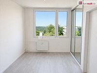 Světlý byt 2kk + balkon, 35 m2 + 3,8 m2 balkon, OV, Praha 5 - Smíchov - 9