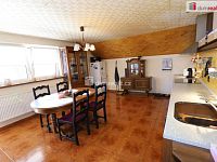 Vícegenereční rodinný dům vhodný na podnikání a pronájem v Habartově - 9