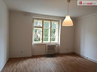 Velmi hezký byt 1+kk po rekonstrukci, Praha 10-Strašnice - 3