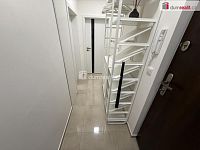 Pronájem bytu 2+kk 46 m2 P5 po rekonstrukci výtah cihla zařízený - 13