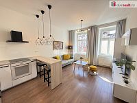 Pronájem bytu 2+kk 46 m2 P5 po rekonstrukci výtah cihla zařízený - 8