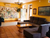 Prodej čtyřpodlažního, samostatně stojícího, podsklepeného domu o velikosti 6+1, 303m2 v Hodoníně. - 14