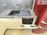 Pronájem bytu 2+kk/L 50m2 klimatizace Soukalova P-12 - 8