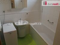 Pronájem luxusního bytu 2+kk s balkonem, 63,8 m², garážové stání, sklep – Praha 9, Prosek - 7