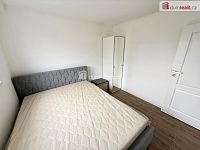 Pronájem prostorného bytu 4+kk se zahradou a terasou, 99 m², Velké Přílepy - 10