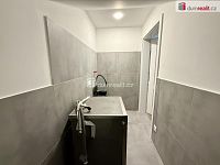 Pronájem prostorného bytu 4+kk se zahradou a terasou, 99 m², Velké Přílepy - 28