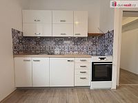 Pronájem prostorného bytu v žádané lokalitě Ústí n/L - Všebořice - 2