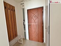 pěkný , slunný u metra  - 10