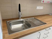 pěkný , slunný u metra  - 2