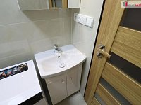 Dlouhodobý pronájem bytu 1+1 v Dalovicích  - 11