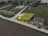 Kompletně zasíťovaný stavební pozemek plochy 1023m2 v malebné obci Čakovičky v blízkosti Prahy - 2