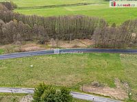 Pěkný pozemek v obci Vojtanov u hranic s Německem v blízkosti Chebu - 11