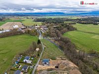 Pěkný pozemek v obci Vojtanov u hranic s Německem v blízkosti Chebu - 8