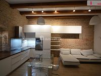 Pronájem 2kk 64m2 + balkon Plzeň Jižní Předměstí, Hálkova ulice - 9