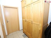 Krásný útulný byt 1+kk s balkonem v novostavbě v Karlových Varech - 11