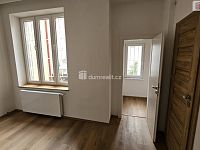 Pronájem 4+1 105m2 P8 Libeň Palmovka Turnovská po rekonstrukci nezařízeno - 11