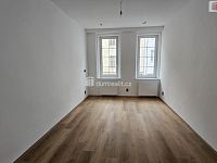 Pronájem 4+1 105m2 P8 Libeň Palmovka Turnovská po rekonstrukci nezařízeno - 8