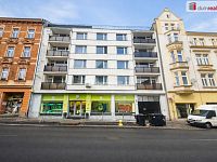 Prodej bytu 3+1 s výhledem a balkonem - ideální pro rodinu i investici - 11