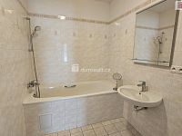 Pronájem 2kk 48m2 P9 Letňany Chotěšovská balkon garáž nezařízeno - 4