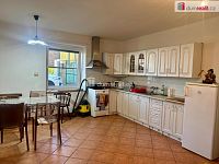 prodej rodinného domu se zahrádkou  - 6