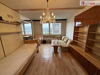 Prodej bytu 1+1 37 m2 Králův Dvůr před rekonstrukcí panel komora sklep - 4