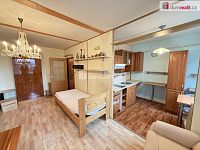 Prodej bytu 1+1 37 m2 Králův Dvůr před rekonstrukcí panel komora sklep - 6