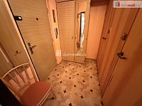 Prodej bytu 1+1 37 m2 Králův Dvůr před rekonstrukcí panel komora sklep - 8