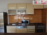 Pronájem bytu 1 + kk, 1. patro, výtah, 45 m2, bezbariérový byt - 2