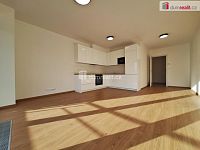 pronájem 2kk 59m2 s balkonem 7m2 P10 Chodov Měchnovská parkovací stání a sklep - 6