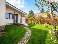 RD 4+kk v Sedlčanech - vizualizace trávníku